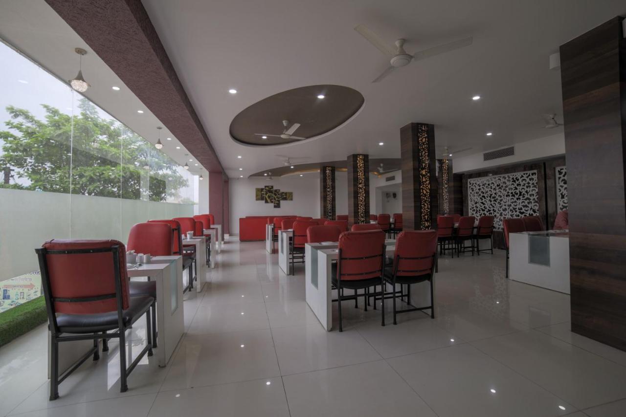 Capital O41969 Sahyog Hotel Khamtalai Extérieur photo