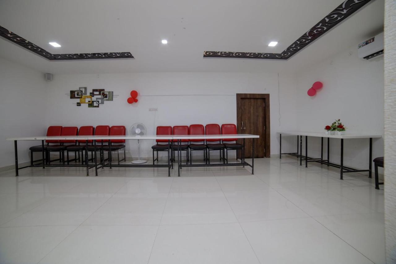 Capital O41969 Sahyog Hotel Khamtalai Extérieur photo